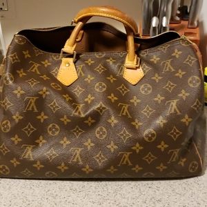 Louis Vuitton speedy 35
